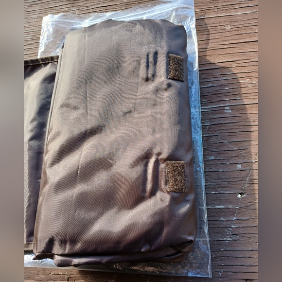 Thirty-One About Town Blanket - Picture 4 of 12